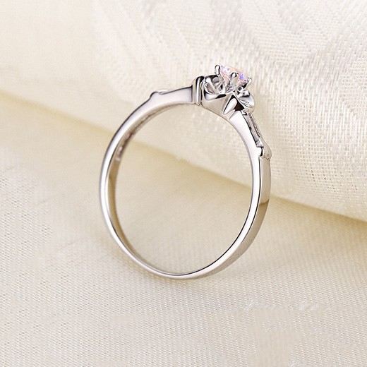 925 Sterling Silver Handinlagd Kvalitet Cubic Zirconia Lycklig Klöver Förlovningsring