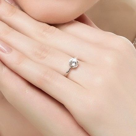 925 Sterling Silver Inlagd Utmärkt Cubic Zirconia Förlovningsring