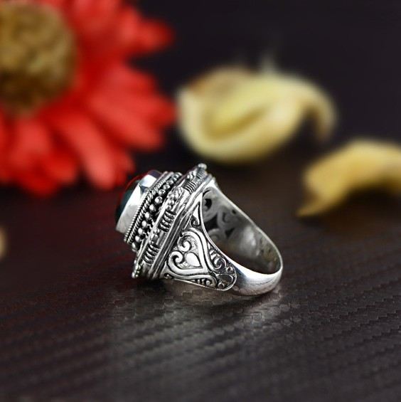 Ädel Dominerande S925 Sterlingsilver Inlagd Stenhuggad Ihålig Stor Ring