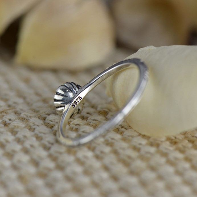 Delikat Vilda Mode S925 Sterling Silver Inlagd Naturlig Månsten Ring