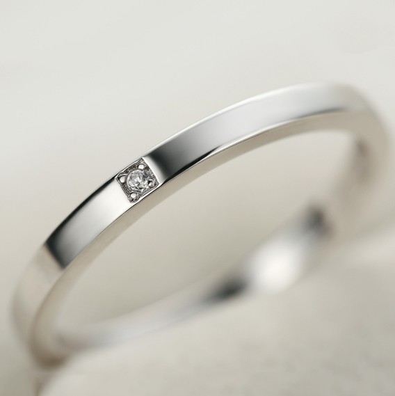 Enkla Och Eleganta 925 Sterling Silver Inlägg Kubiska Zirkonium Parringar