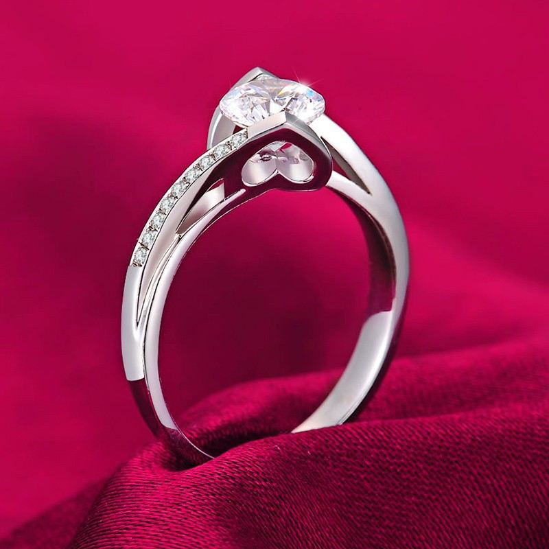 High-End Boutique 925 Sterling Silver Inlagt CZ Förlovningsring