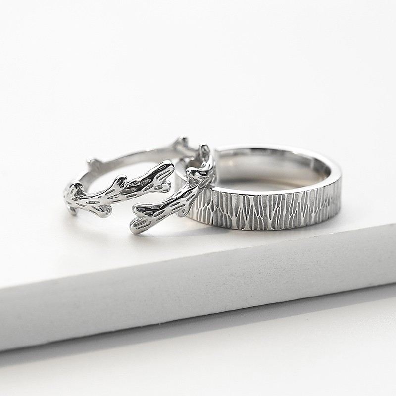 Justerbar Skog Av Kärleksmatchande Löfteringar För Par I Sterlingsilver