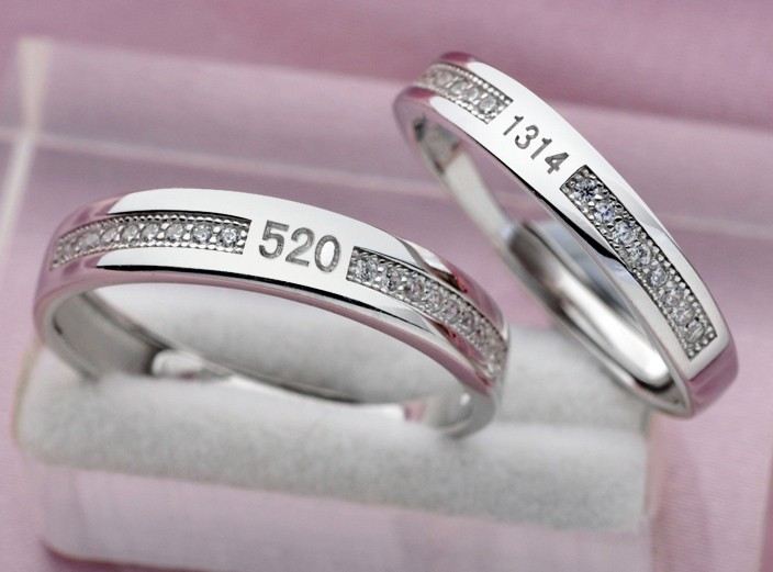 Kärlekslöften 1314 520 S925 Sterling Silverälskare Justerbara Parringar