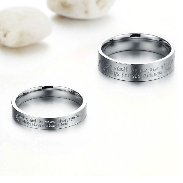 "Love You" Lover Rings Gravyr Titanium Stål (Pris För Ett Par)