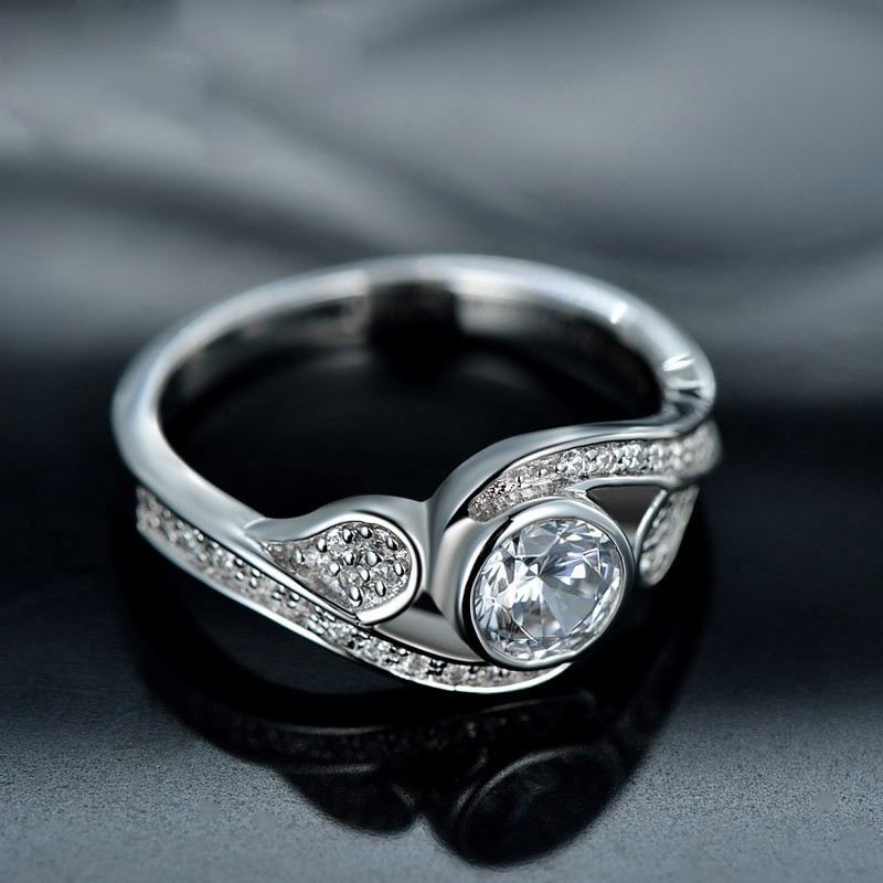 Ny Mode Personlighet 925 Sterling Silver Inlagd CZ Förlovningsring