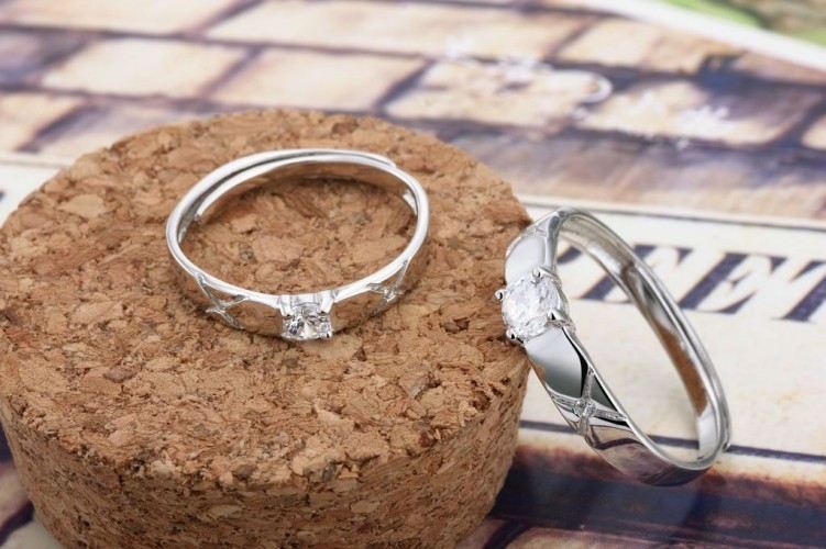 Nyanlända Rundskurna Diamanter 925 Sterling Silver Justerbara Parringar