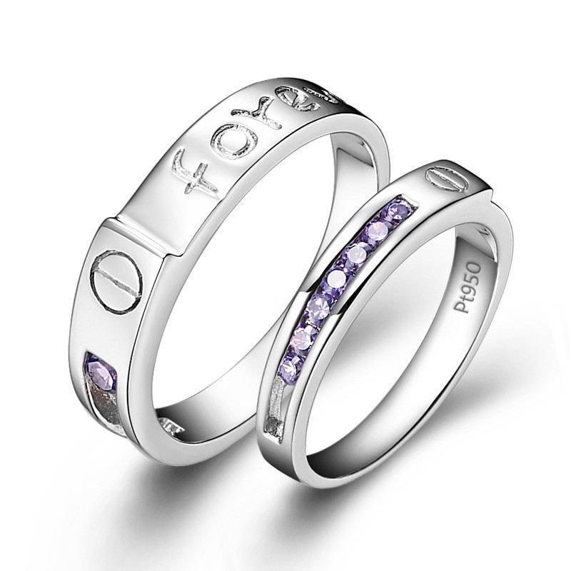 Platinerad Inlagd Lila CZ "Love You" Parringar I Sterlingsilver