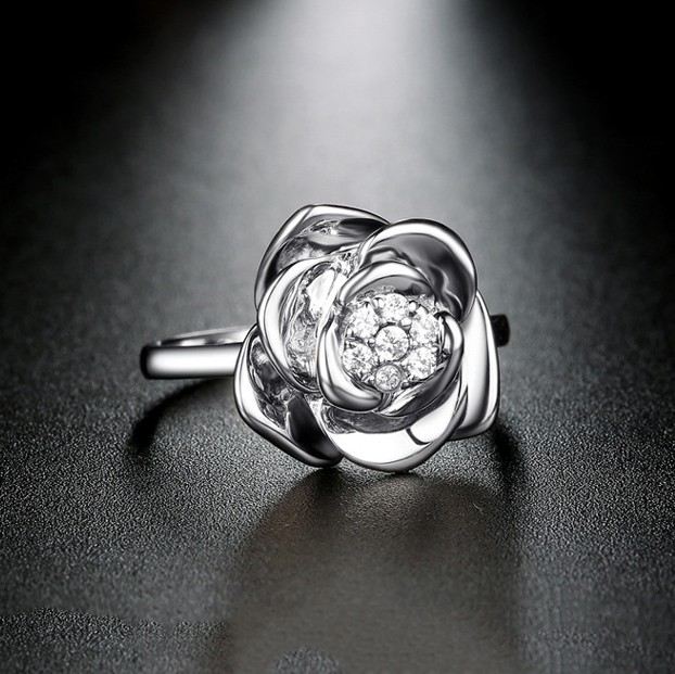 Ren Och Ädel Blomma Form 925 Sterling Silver Förlovningsring