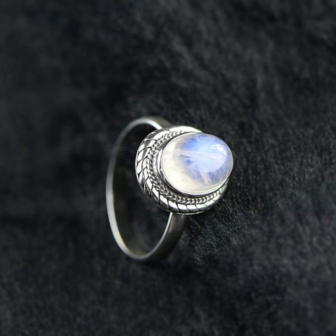 Romantisk Estetisk 925 Sterling Silver Inlagd Naturlig Månsten Ring