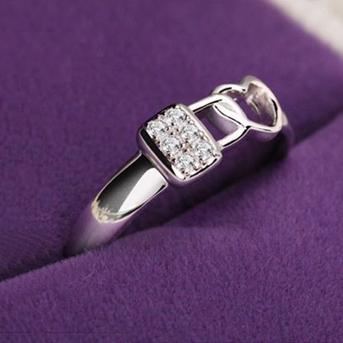 Romantisk 'Lock Heart' 925 Sterling Silver Med Platinerade Parringar